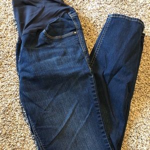 Maternity skinny jeans